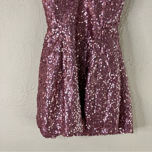 Lucy In The Sky Olivia Plunge Neck Tie Back Sequin Mini Dress in Light Pink - Picture 3 of 9